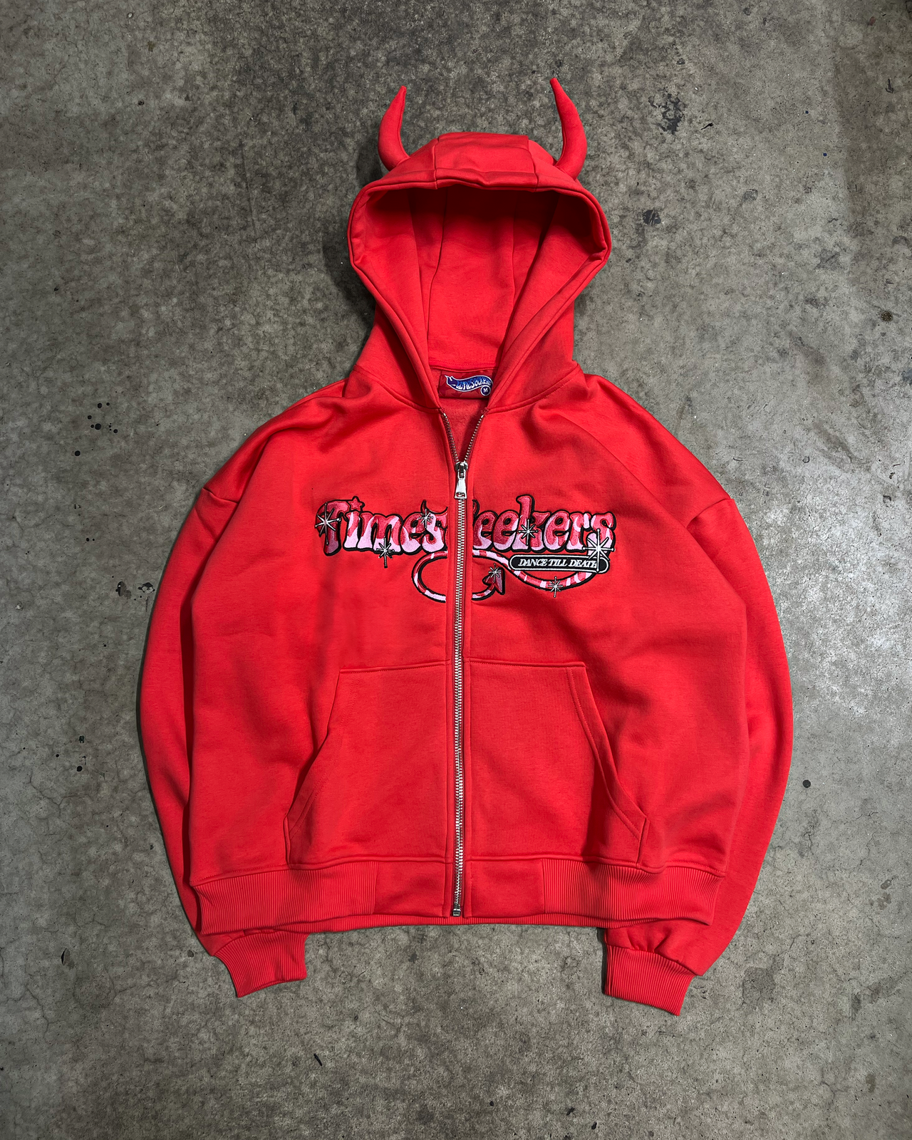 HELL OF A NIGHT ZIP-HOODIE HELLRED